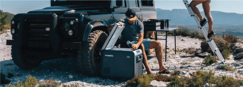 PORTABLE REFRIGERATOR FREEZER
